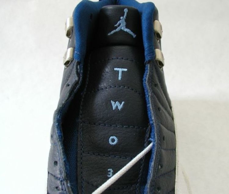 Jordan 12 OG Obsidian (1997)