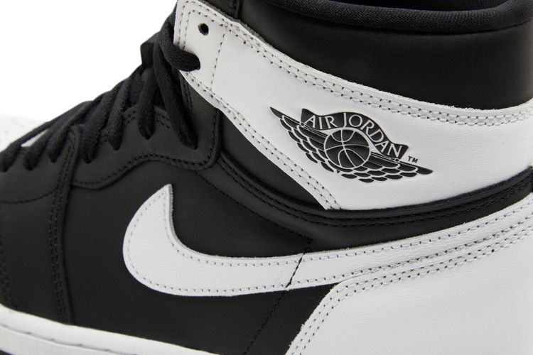 Jordan 1 Retro High OG Black White