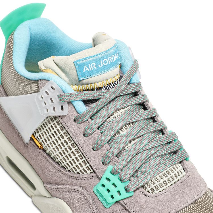 Jordan 4 Retro SP 30th Anniversary Union Taupe Haze