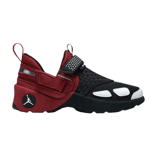 Jordan Trunner LX Black Red (2017)