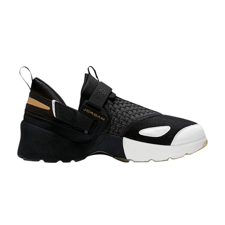 Jordan Trunner LX BHM (2017)