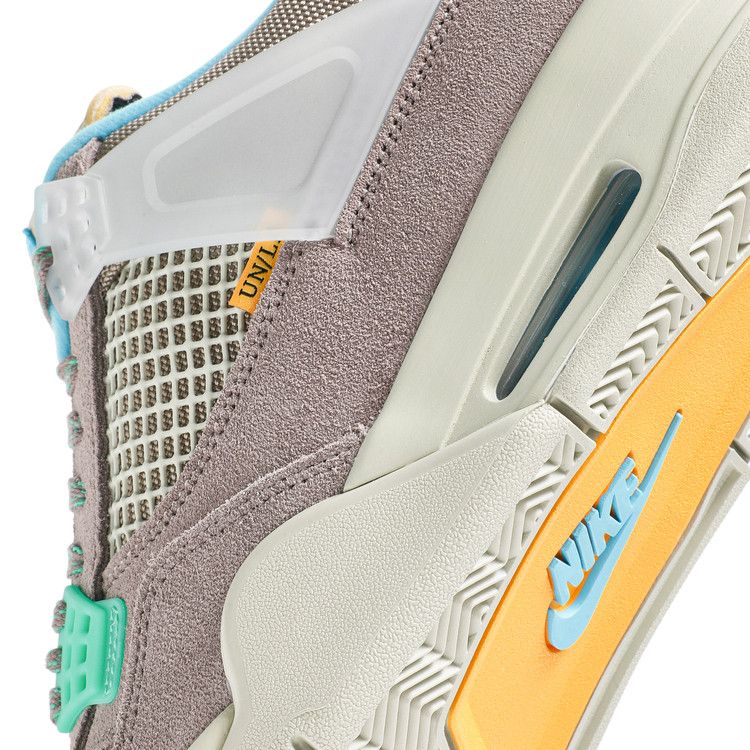 Jordan 4 Retro SP 30th Anniversary Union Taupe Haze