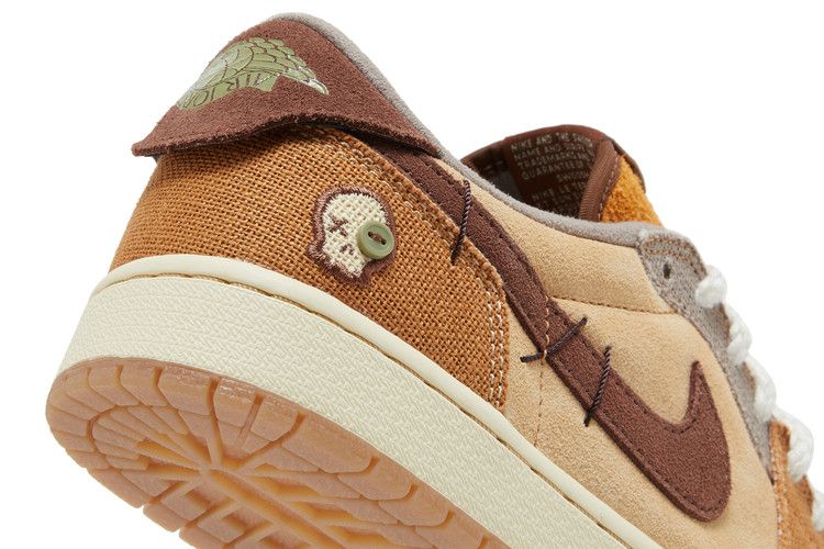 Jordan 1 Retro Low OG Zion Williamson Voodoo