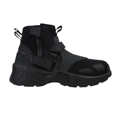 Jordan Trunner LX High Triple Black