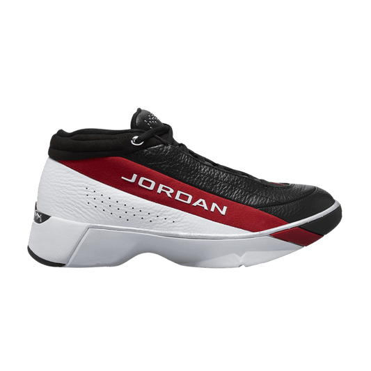 Jordan Team Showcase White Gym Red Black