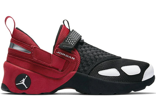 Jordan Trunner LX Black Red (2017)