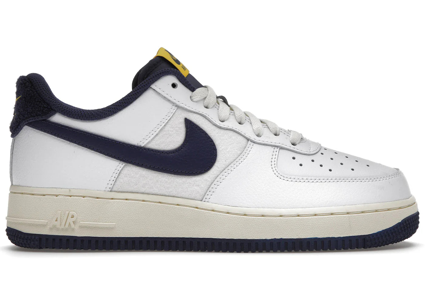 Nike Air Force 1 Low '07 LV8 Michigan Varsity Jacket (2021)