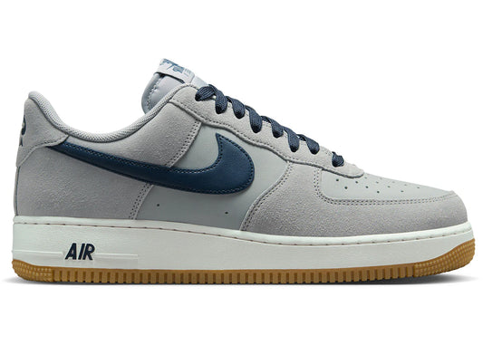 Nike Air Force 1 Low '07 LV8 Light Smoke Grey