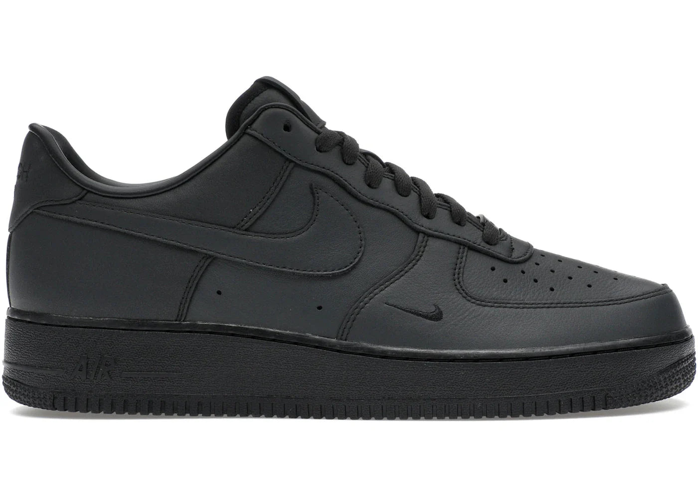 Nike Air Force 1 Low .SWOOSH Dirty Triple Black