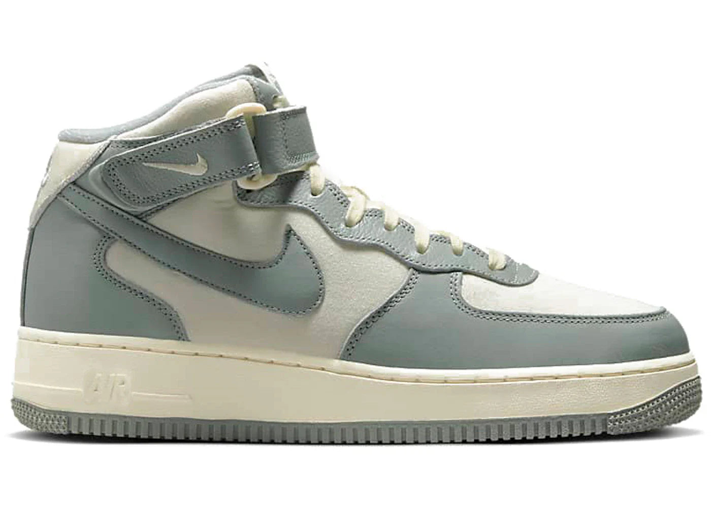 Nike Air Force 1 Mid '07 LX NBHD Mica Green