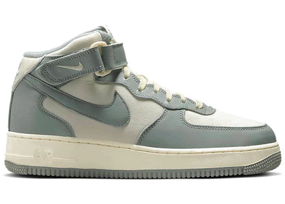 Nike Air Force 1 Mid '07 LX NBHD Mica Green